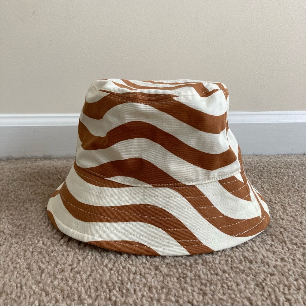 NWOT-Uniqlo marimekko bucket hat